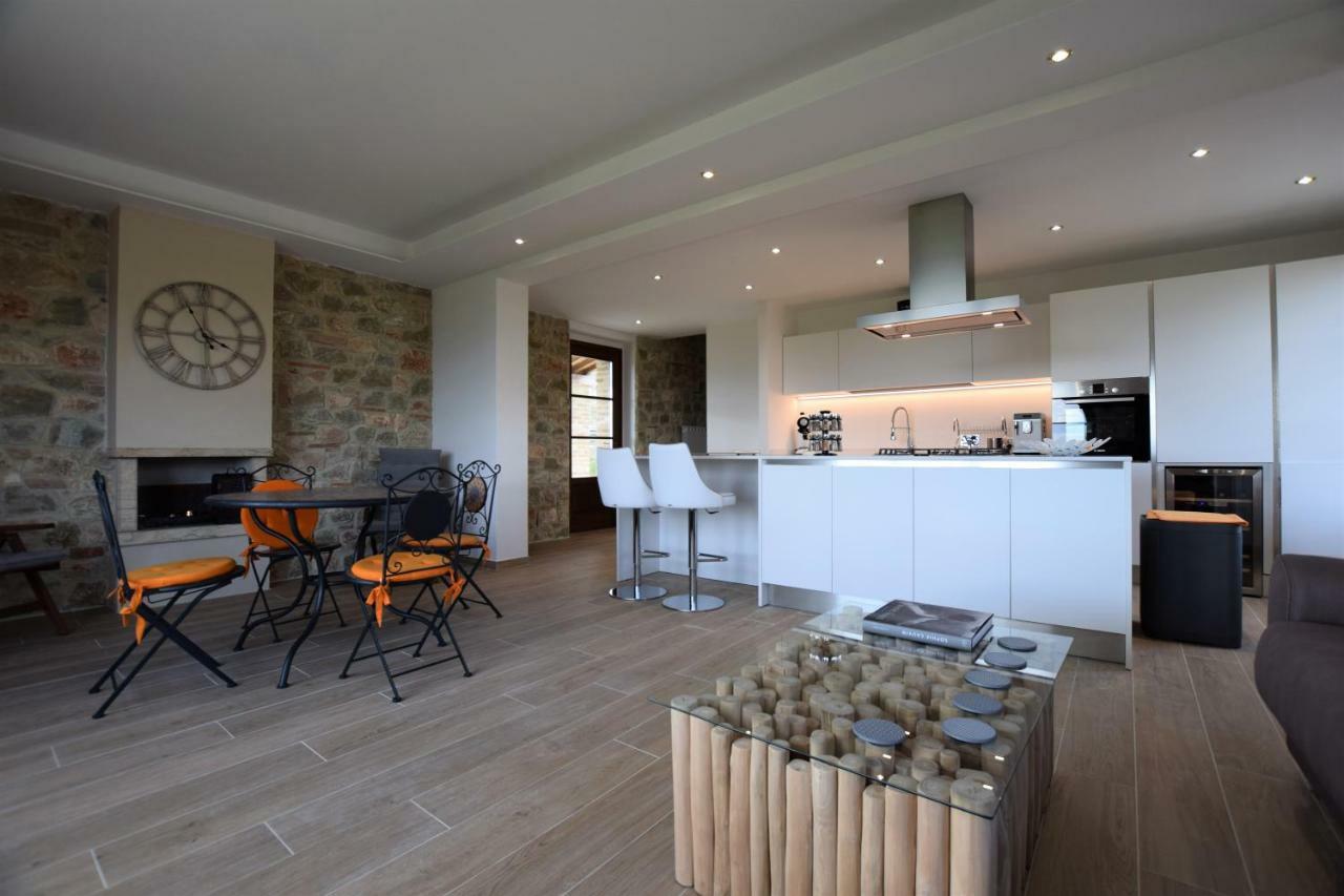 I Tre Casali Apartman Volterra Kültér fotó